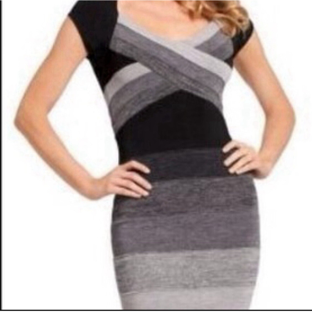 Guess By Marciano Dress size XS casual Rayon sleeve-less striped